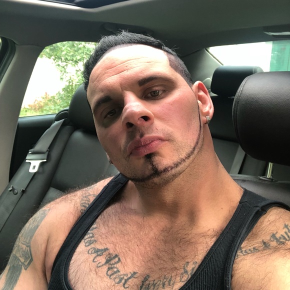 Meet your Posher, Brandon - Picture 1 of 1